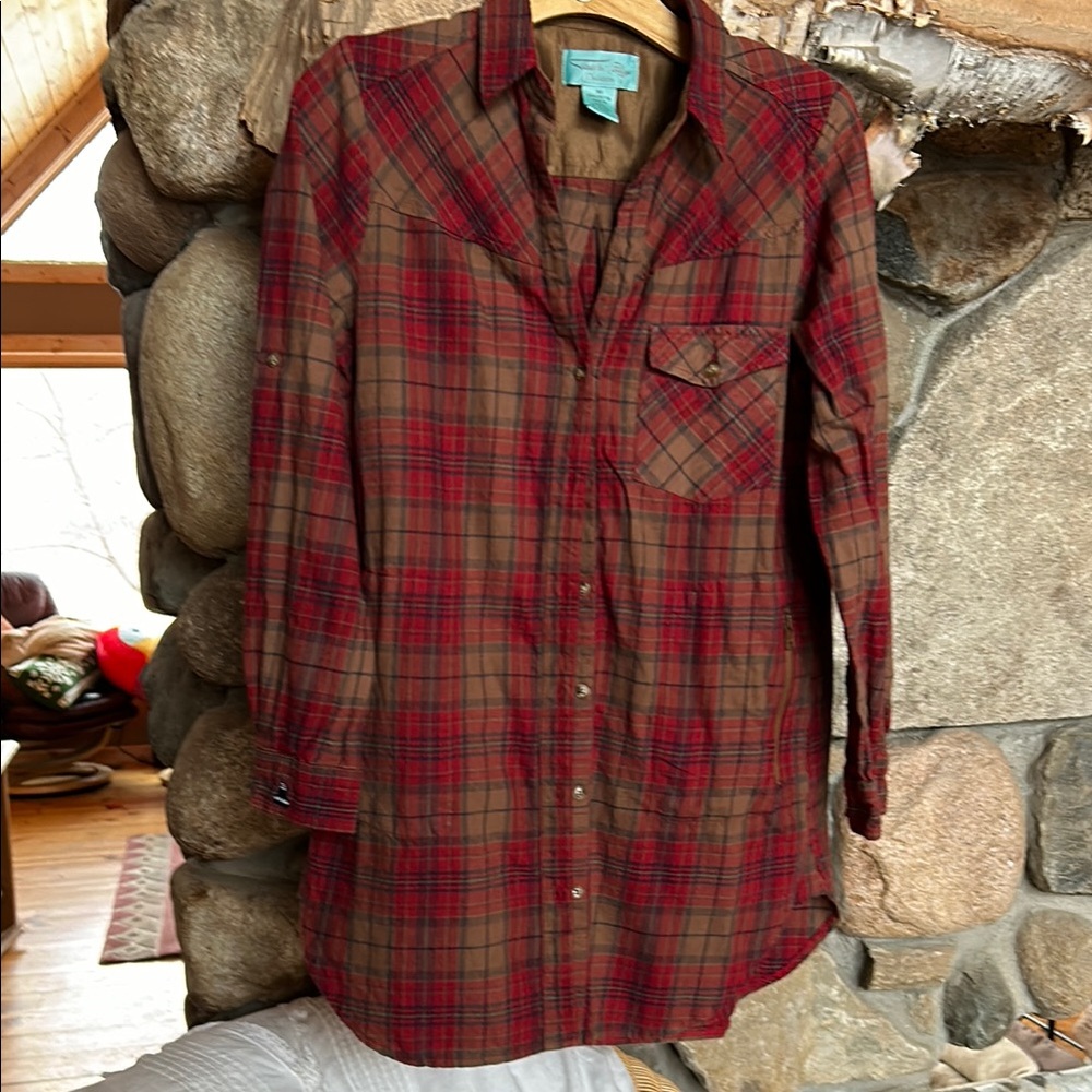 Tasha Polizzi tan and red tunic. M